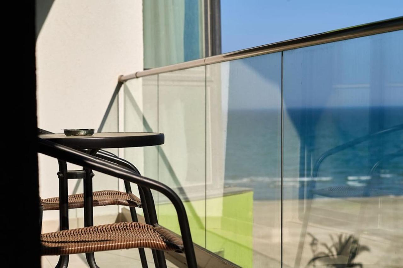 Blue Apartment In Spa N Pool Beach Resort Năvodari Buitenkant foto
