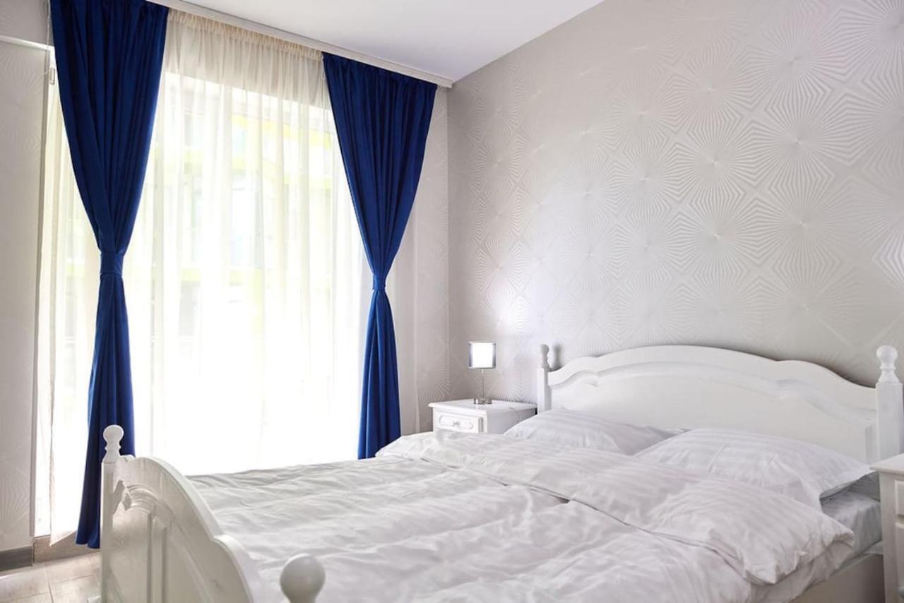Blue Apartment In Spa N Pool Beach Resort Năvodari Buitenkant foto